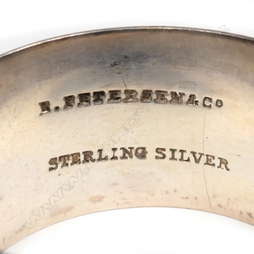 B. Petersen & Co. (Christchurch) silver napkin ring, Image 1++